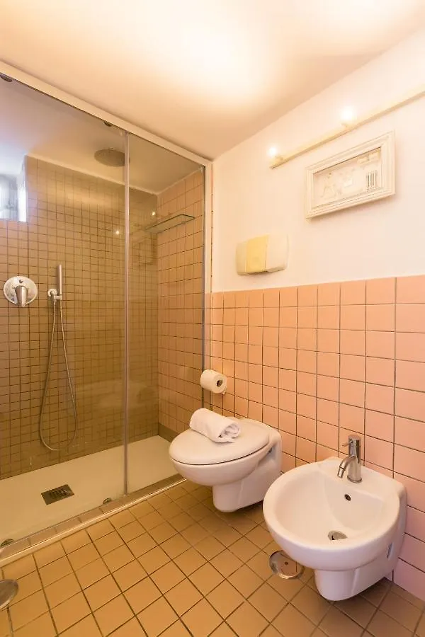 Cool Flat At Via Dei Mille By Napoliapartments Lejlighed