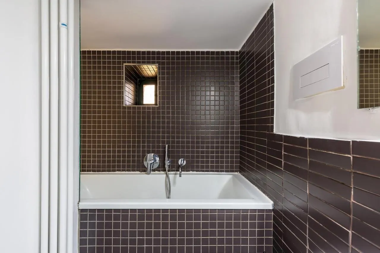Apartment Cool Flat At Via Dei Mille By Napoliapartments Italy